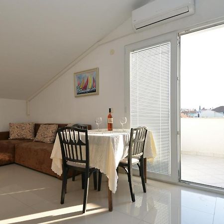 Apartmani Vedrana, Murter Luaran gambar